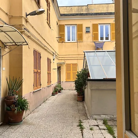 Grandis Apartment